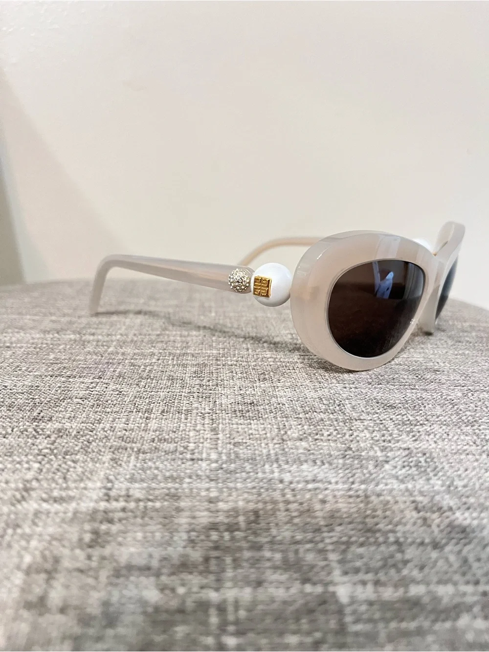 Givenchy Cream Cat-Eye Sunglasses with Dark Lenses - Picture 2 of 6